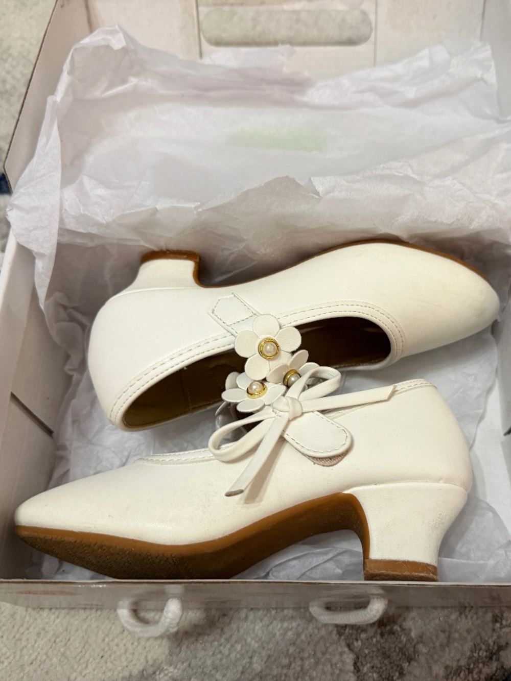 Panda Ninja Girls Size 11 White Floral Pearl Mary Jane Dress Shoes